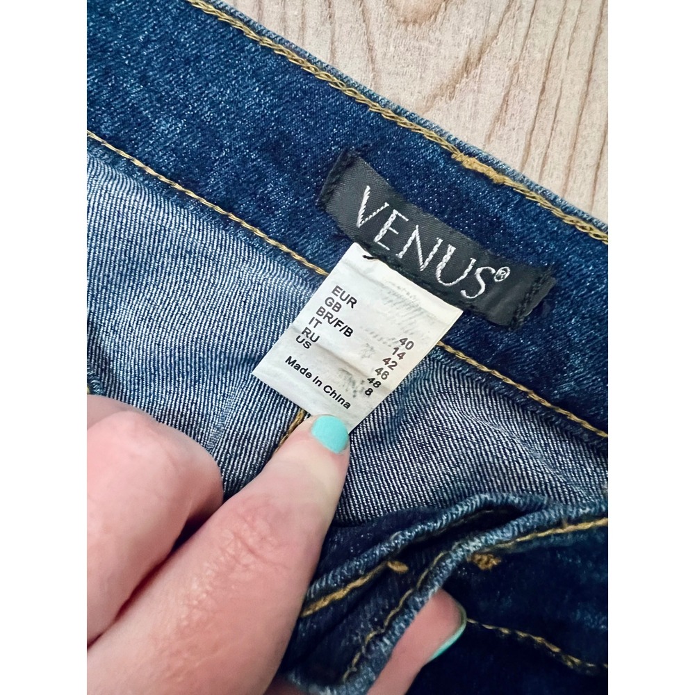 Venus Womens Skinny Jeans Dark Wash Gemstone Button Rhinestone Detailing Size 8 - Picture 3 of 5